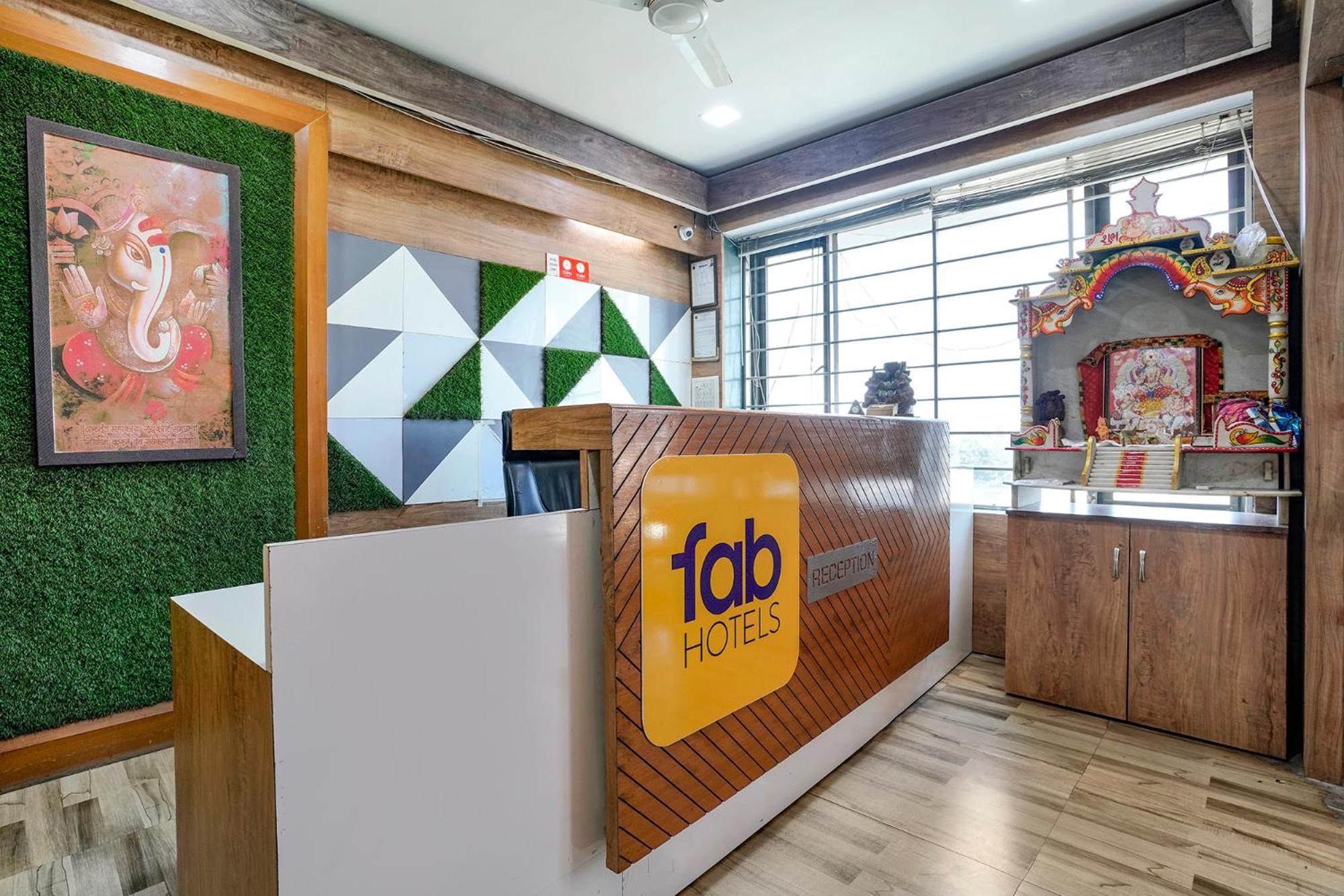 Fabhotel Galaxy I Αχμπανταμπάντ Εξωτερικό φωτογραφία